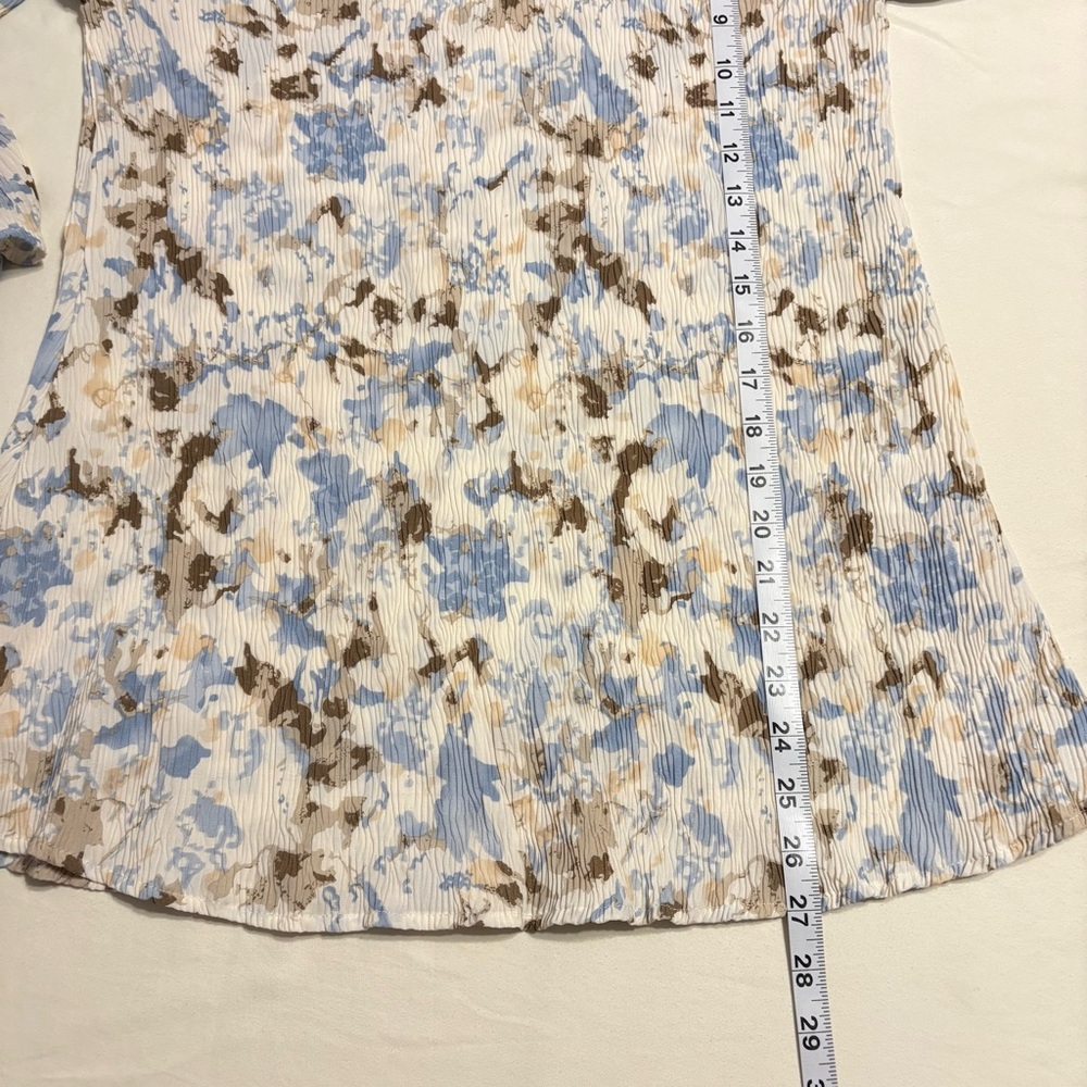 Floral Print Pleated Blouse by Ethyl clothing - Picture 3 of 6